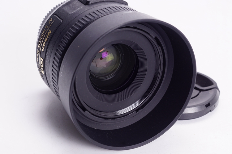 高性价比之选 尼康 AF-S 35mm f/1.8G DX 镜头，解锁APS-C画幅相机潜能